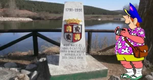 En la imagen la placa sita en la localidad palentina de Alar del Rey y que conmemora la construcción del Canal de Castilla.