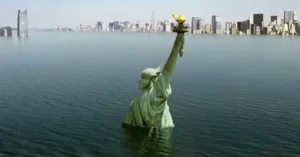 Si los océanos continúan cambiando a este ritmo, el nivel del mar aumentará 65 cm para 2100, lo que causaría serios problemas para las ciudades costeras. Nueva York sería una de las ciudades más amenazadas por la subida del nivel del mar.