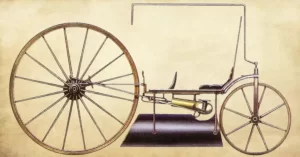 A Giuseppe Murnigotti  se le cosidera como el inventor italiano de la motocicleta. A lo largo de su vida, Murnigotti presentó solicitudes de patente para cinco invenciones. De estos, el tercero, presentado en 1879, describió el diseño de una motocicleta que funciona con combustión gaseosa (sugiriendo el uso de hidrógeno) y un triciclo con el mismo motor y la capacidad de transportar a dos pasajeros. Murnigotti nunca construyó un prototipo, pero se puede encontrar un boceto (imgen) en el Museo de Ciencia y Tecnología de Milán.
