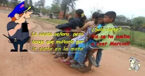 7 personas en una moto. ¿No son muchos?