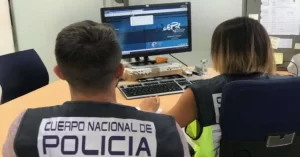 La Brigada Central de Investigación Tecnológica es la Unidad policial destinada a responder a los retos que plantean las nuevas formas de delincuencia. Pornografía infantil, estafas y fraudes por Internet, fraudes en el uso de las comunicaciones, ataques cibernéticos, piratería, etc.