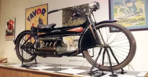 Otra vista de la 'Hendersons Four' de 1912