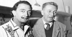 Salvador Dalí junto a Walt Disney. Los dos genios se hicieron grandes amigos, aunque su trabajo juntos no fue demasiado productivo, es más, casi les lleva a la ruina.